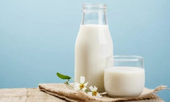 Пенсионерам рассказали, к чему может привести привычка выпивать стакан молока