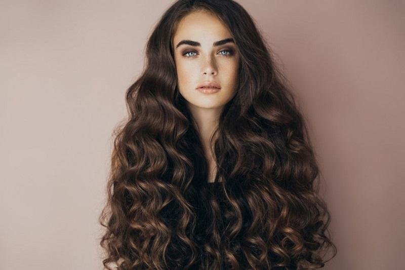 Растут как на дрожжах! 7 способов сделать волосы длиннее и гуще уже за месяц