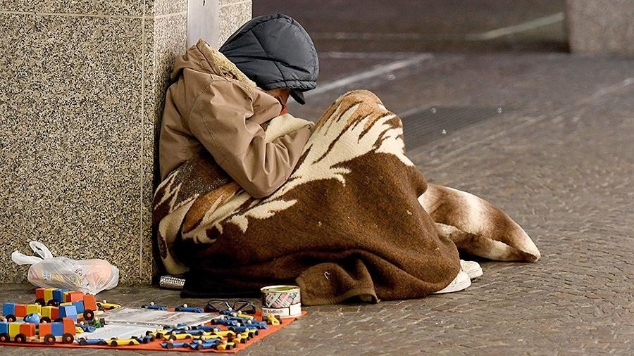 Как перестать быть бедным: названы 4 привычки, которые приводят к нищете