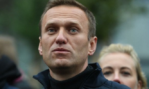 Что зеки сделали с Навальным в колонии: и надзиратели потрясены