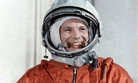 Личное дело Гагарина: что стало известно о первом космонавте из рассекреченных документов